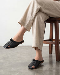 Mangrove Black