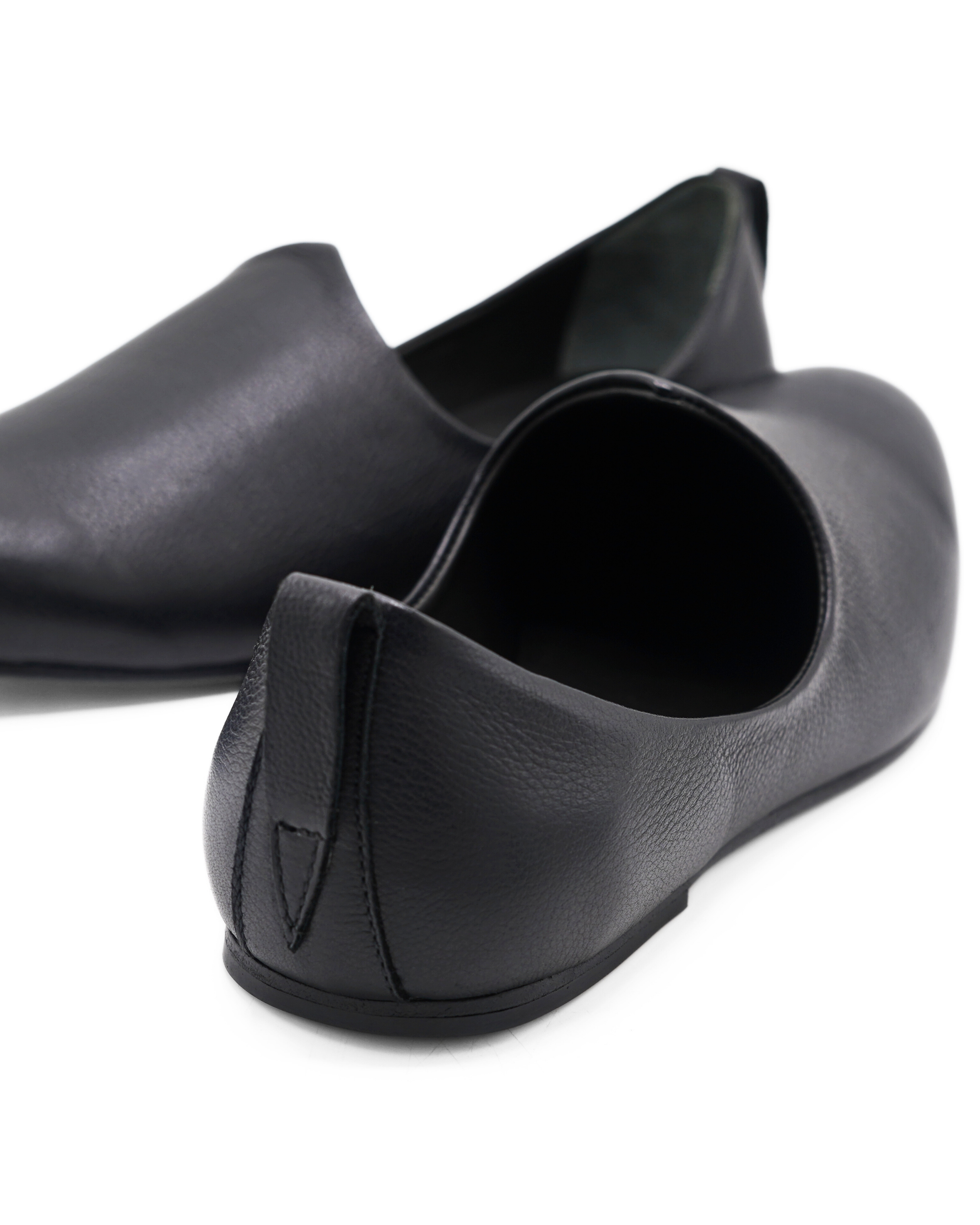 Rayasti Khussa Black