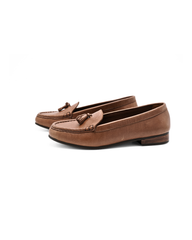 Randel V Classic Tan hue